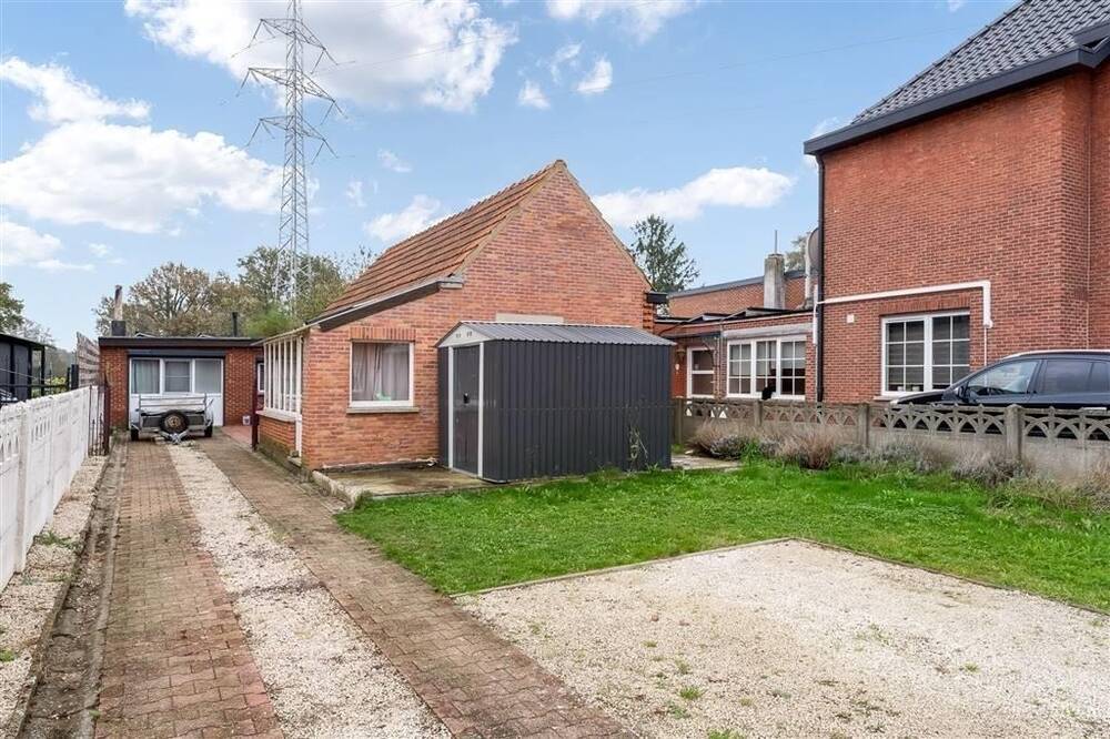 Huis te  koop in Beringen 3580 219000.00€ 2 slaapkamers 124.00m² - Zoekertje 297968