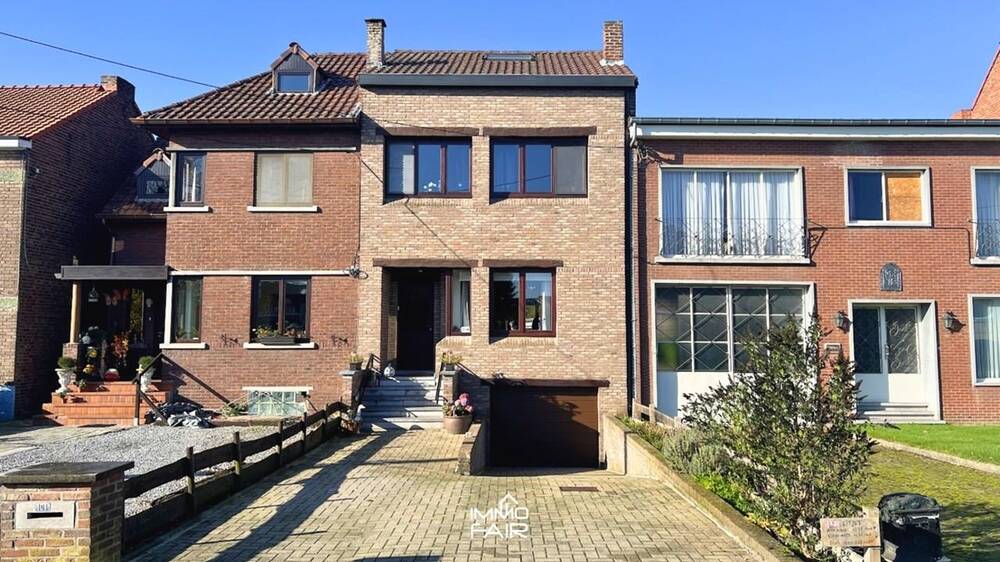 Huis te  koop in Tongeren 3700 270000.00€ 3 slaapkamers 187.00m² - Zoekertje 299803