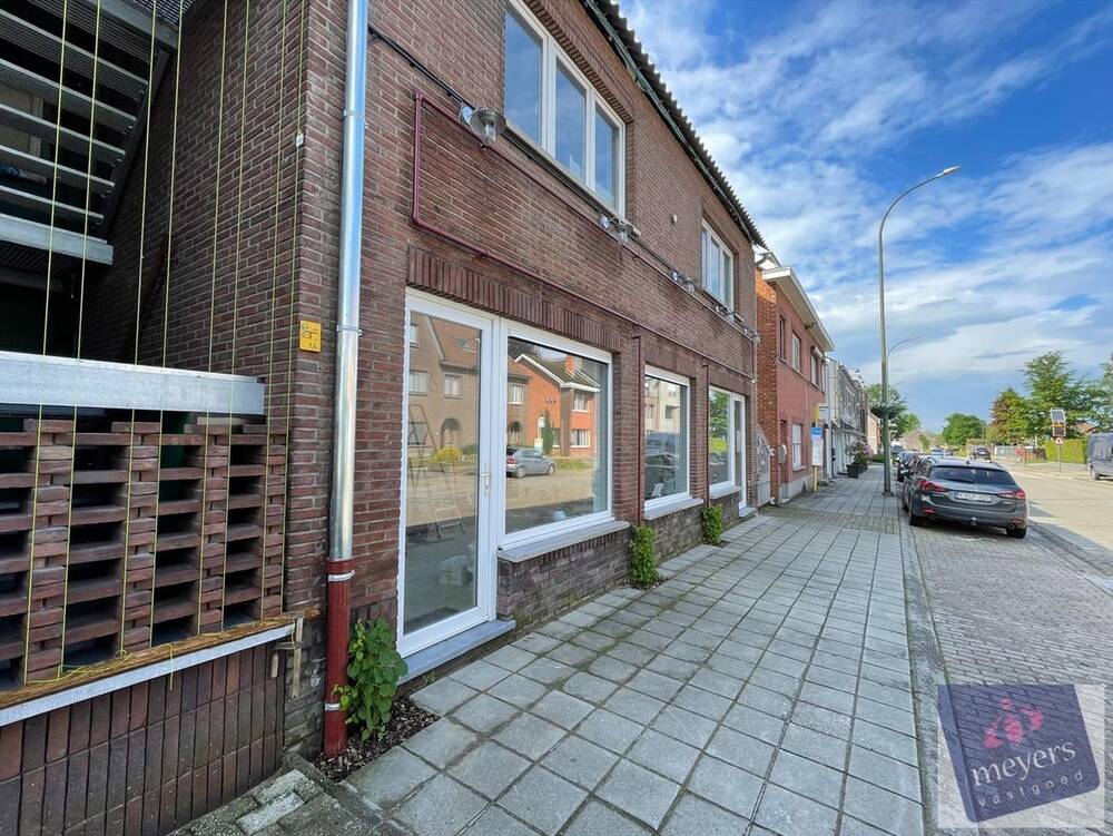 Handelszaak te  huur in Spalbeek 3510 750.00€  slaapkamers m² - Zoekertje 300364