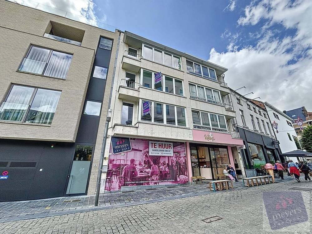 Handelszaak te  huur in Hasselt 3500 2750.00€  slaapkamers m² - Zoekertje 300363