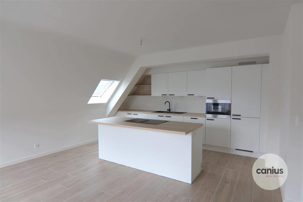 Appartement te  koop in Sint-Truiden 3800 350000.00€ 2 slaapkamers 135.00m² - Zoekertje 305083