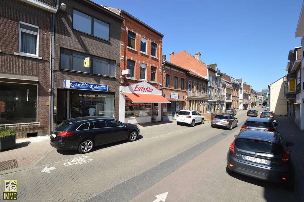 Appartement te  huur in Bilzen 3740 725.00€ 2 slaapkamers 110.00m² - Zoekertje 306885