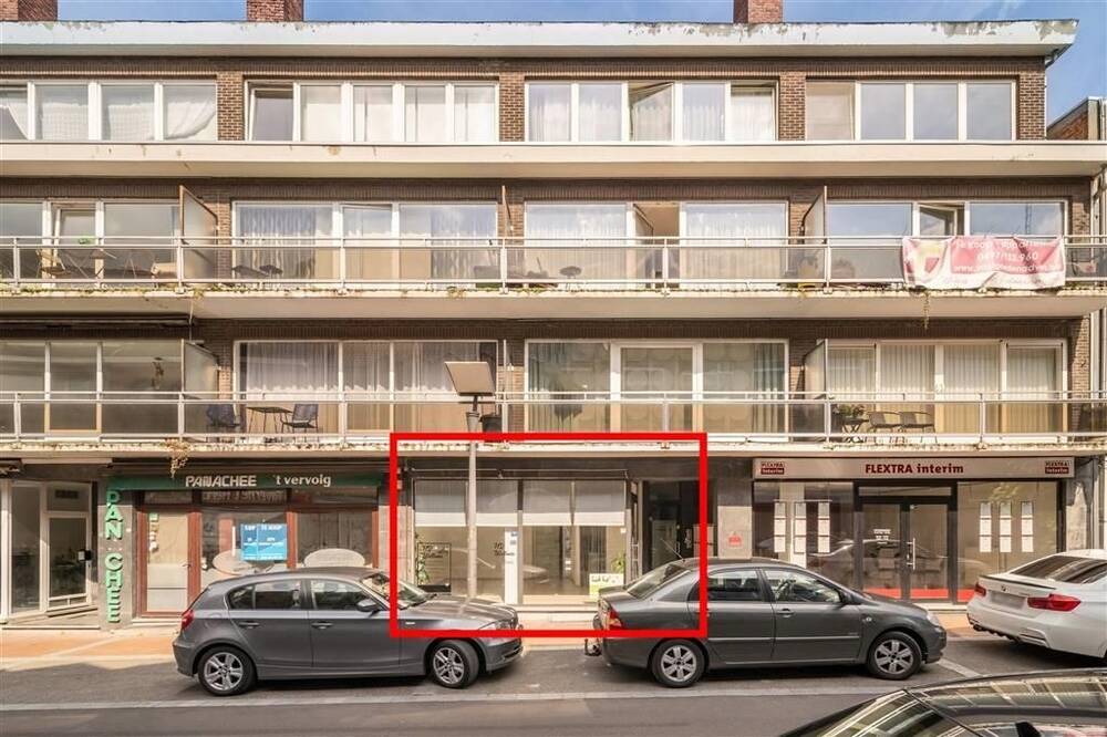 Handelszaak te  koop in Genk 3600 359000.00€ 2 slaapkamers 115.00m² - Zoekertje 306233