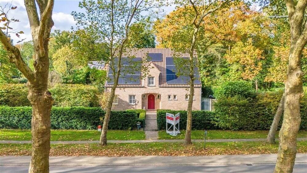 Huis te  koop in Genk 3600 449000.00€ 4 slaapkamers 243.00m² - Zoekertje 307056