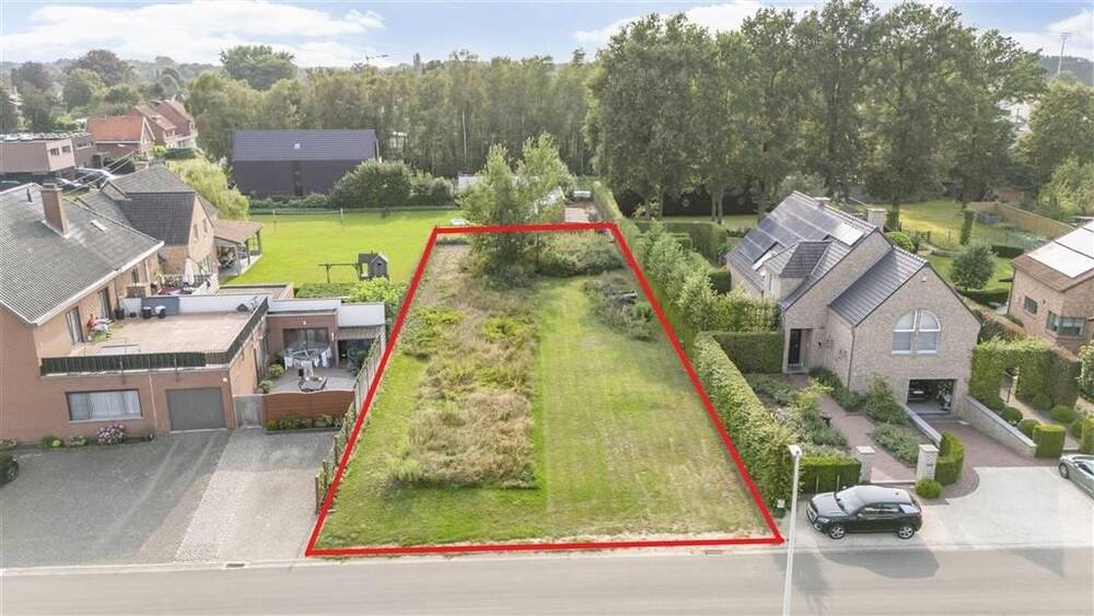 Grond te  koop in Heusden-Zolder 3550 225000.00€  slaapkamers m² - Zoekertje 308801