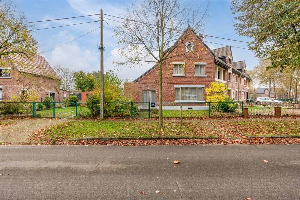 Huis te  koop in Genk 3600 249000.00€ 4 slaapkamers 184.00m² - Zoekertje 311485