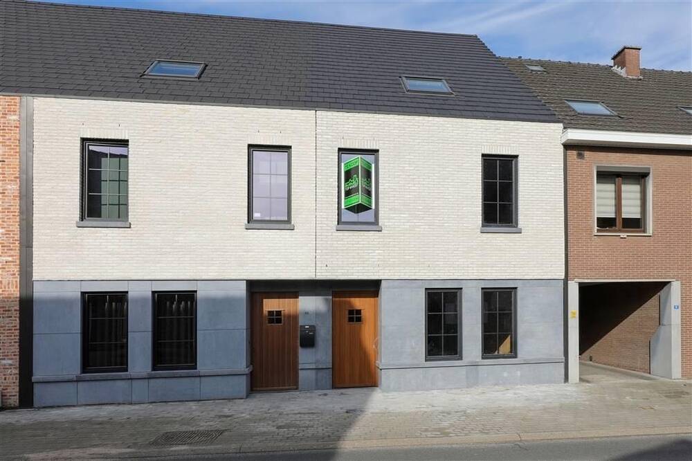 Huis te  koop in Bilzen 3740 0.00€ 4 slaapkamers 200.00m² - Zoekertje 312933