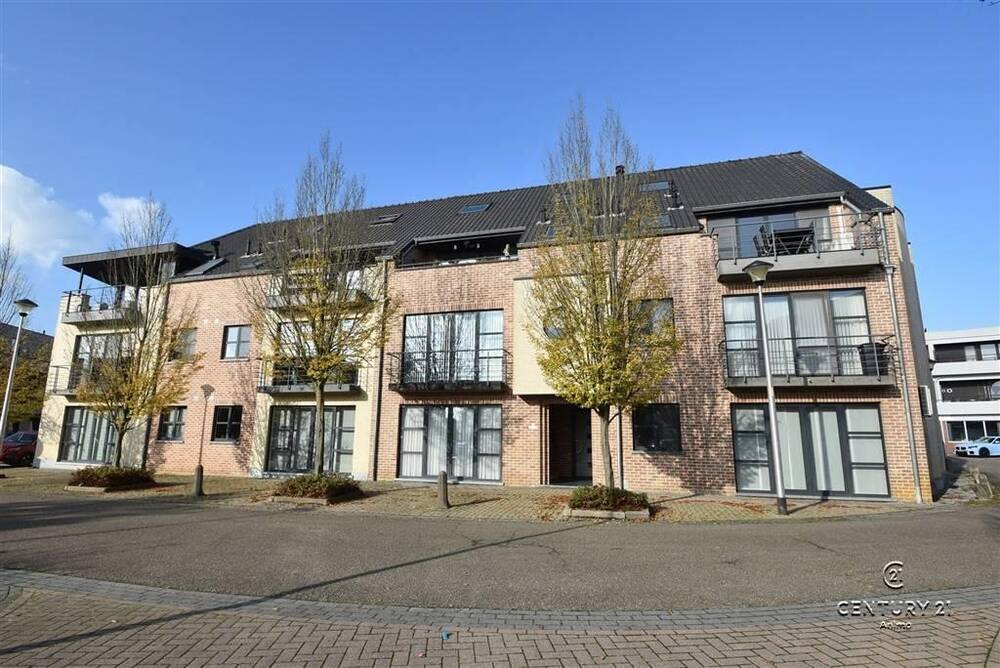 Appartement te  koop in Heusden 3550 220000.00€ 2 slaapkamers 93.00m² - Zoekertje 313260