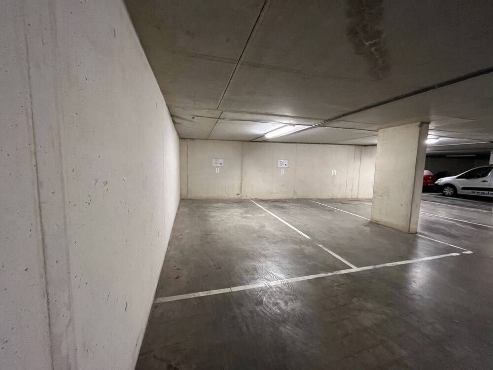 Parking & garage te  koop in Hasselt 3500 36000.00€  slaapkamers m² - Zoekertje 312973