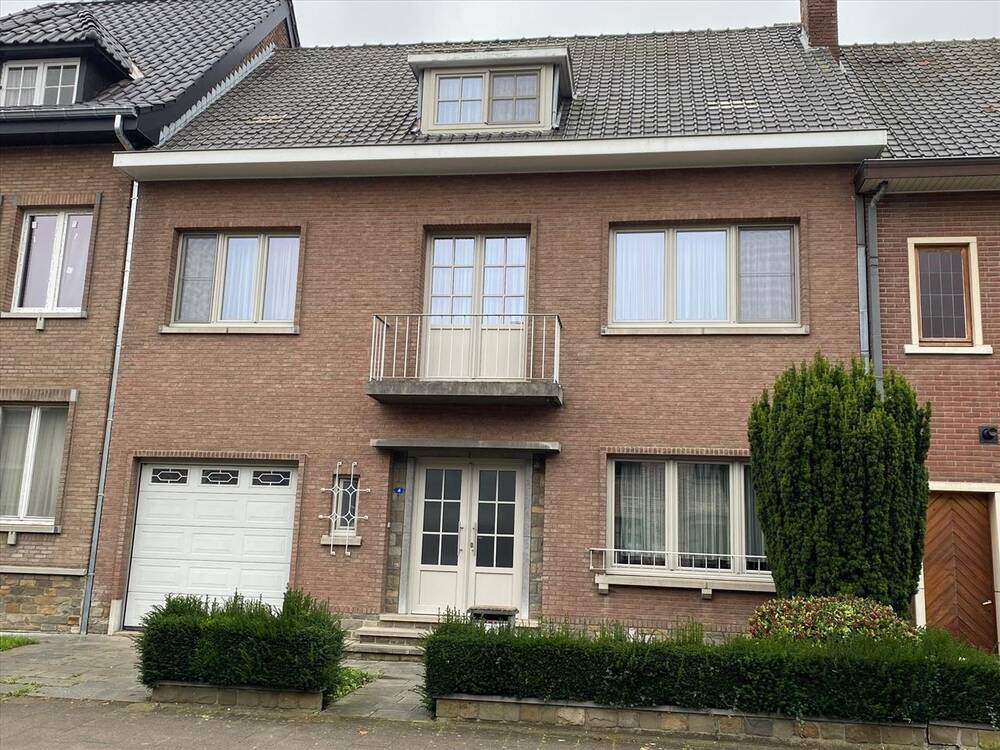 Huis te  huur in Bilzen 3740 1250.00€  slaapkamers m² - Zoekertje 322606