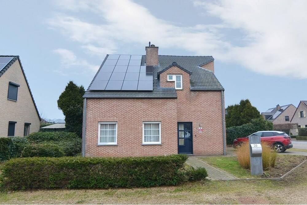 Huis te  koop in Maaseik 3680 312000.00€ 3 slaapkamers 243.00m² - Zoekertje 342244