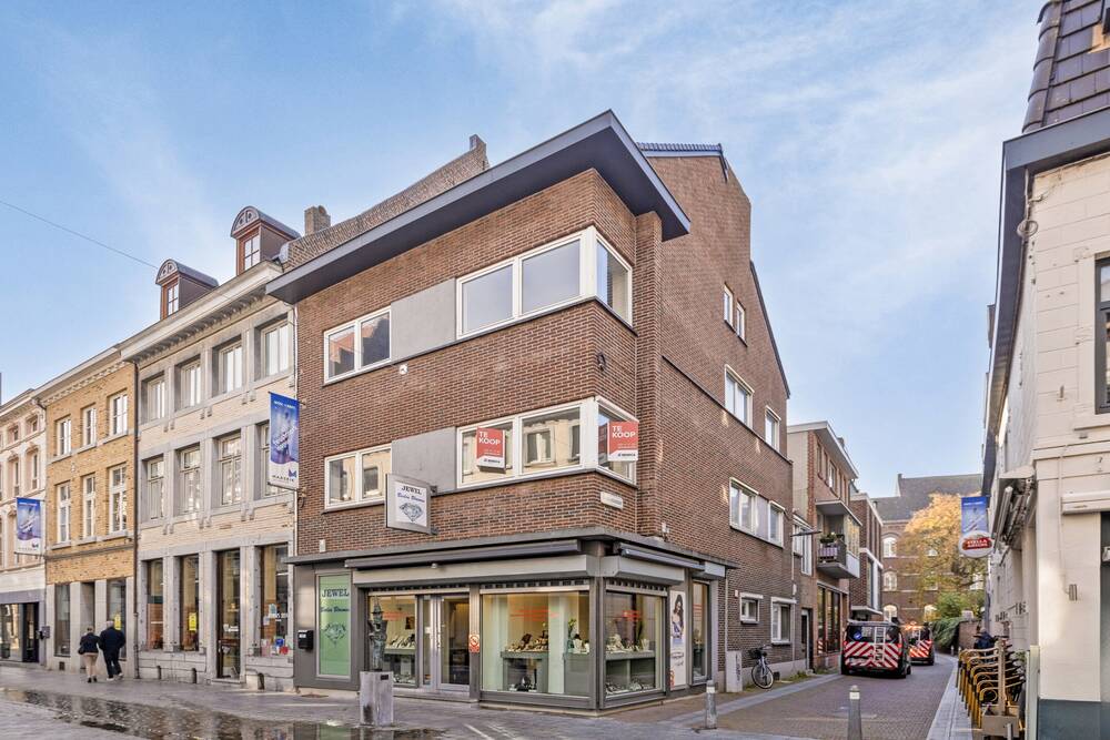 Huis te  koop in Maaseik 3680 380000.00€ 4 slaapkamers 192.95m² - Zoekertje 355535